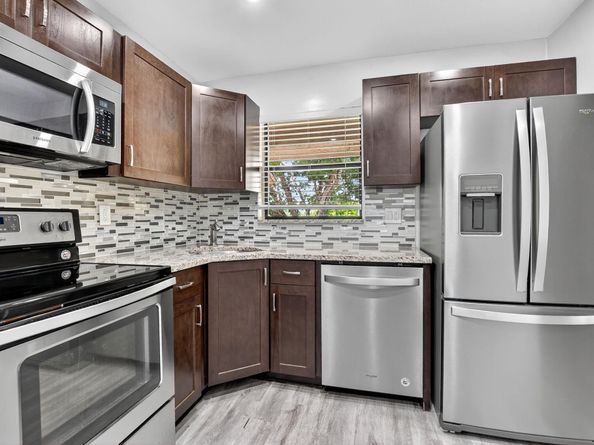 3751 Cocoplum Cir 3564, Coconut Creek FL 33063