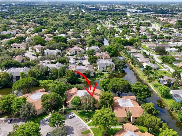 3751 Cocoplum Cir 3564, Coconut Creek FL 33063