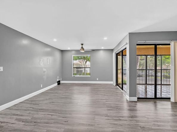 3751 Cocoplum Cir 3564, Coconut Creek FL 33063