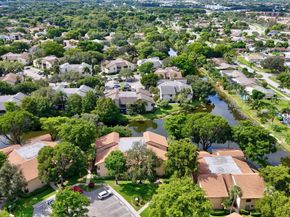 3751 Cocoplum Cir 3564, Coconut Creek FL 33063