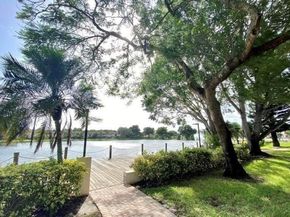 3751 Cocoplum Cir 3564, Coconut Creek FL 33063
