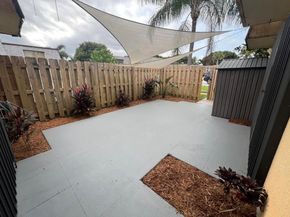 345 Lake Arbor Drive 345, Palm Springs FL 33461