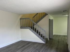 345 Lake Arbor Drive 345, Palm Springs FL 33461