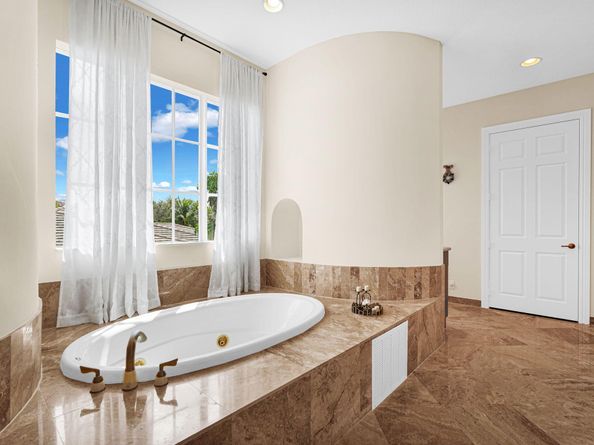 11144 NW 77 Place Place, Parkland FL 33076