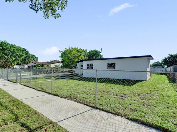 16101 NW 18th Ave, Opa Locka FL 33054