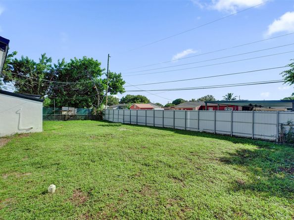 16101 NW 18th Ave, Opa Locka FL 33054