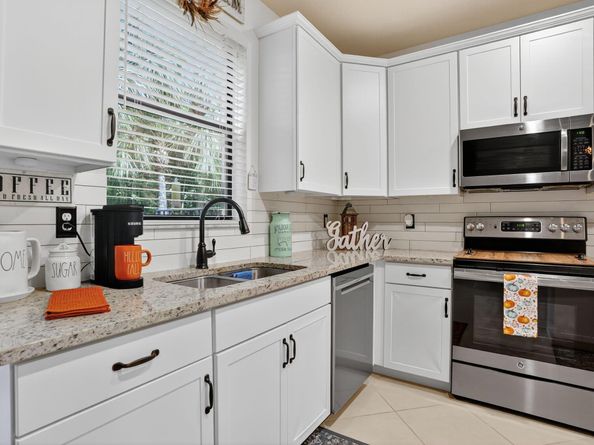 6951 Broadland Way, Coconut Creek FL 33073