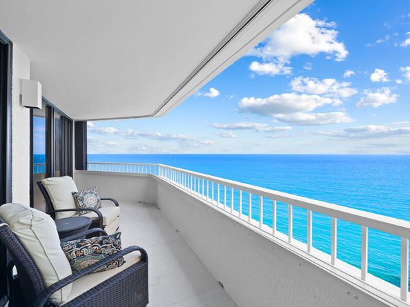 5070 N Ocean Dr 12A, Riviera Beach FL 33404