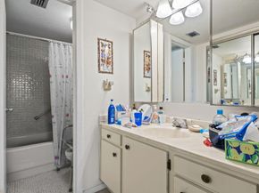 1000 Colony Point Cir 311, Pembroke Pines FL 33026