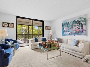1000 Colony Point Cir 311, Pembroke Pines FL 33026