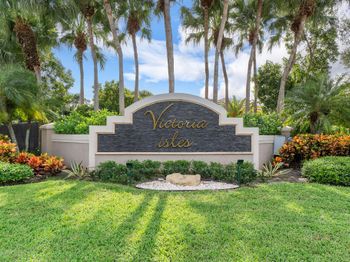 4755 NW 59th Manor