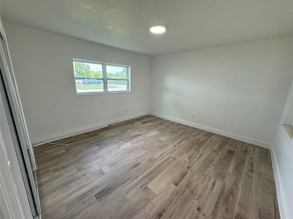 2200 NE 173rd Street, North Miami Beach FL 33160