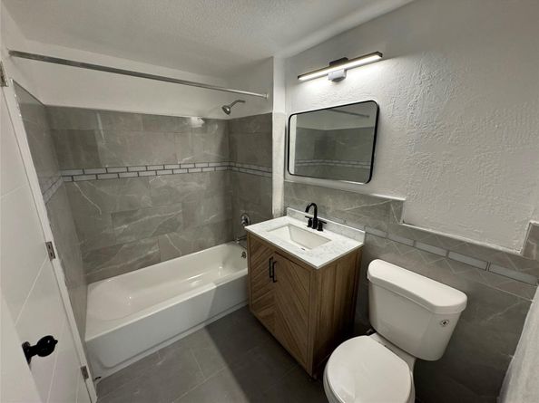 2200 NE 173rd Street, North Miami Beach FL 33160