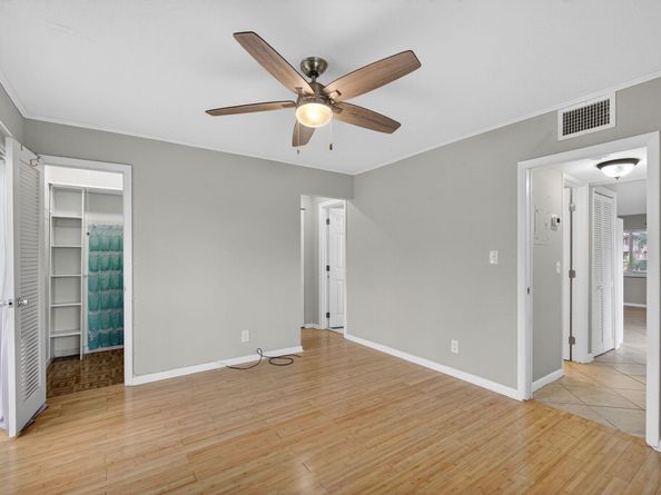 221 Coventry J, West Palm Beach FL 33417