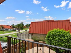 3250 Meridian Way S B, Palm Beach Gardens FL 33410