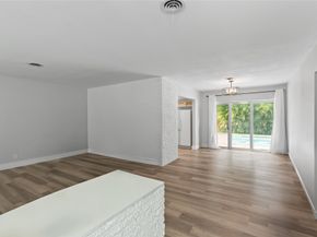 5341 SW 1st St, Plantation FL 33317