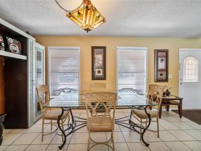 7940 NW 8th St, Margate FL 33063