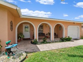7940 NW 8th St, Margate FL 33063
