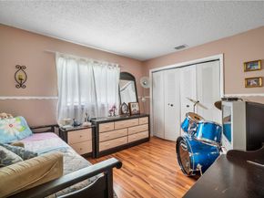 7940 NW 8th St, Margate FL 33063