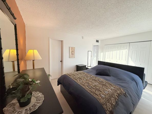 2009 Islewood D 2009, Deerfield Beach FL 33442