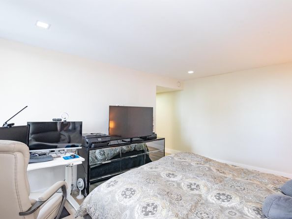 2400 Presidential Way 801, West Palm Beach FL 33401
