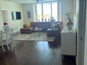 14951 Royal Oaks Ln 808, North Miami FL 33181