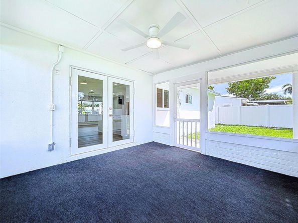 12 SW 13th St, Deerfield Beach FL 33441