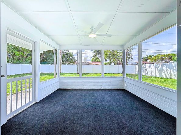 12 SW 13th St, Deerfield Beach FL 33441