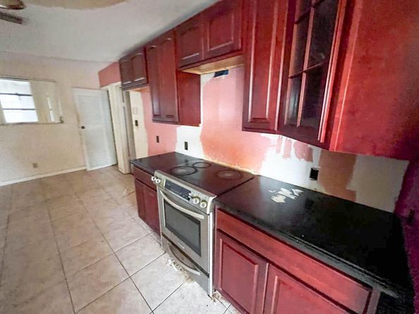 2314 NW 29th Street, Oakland Park FL 33311