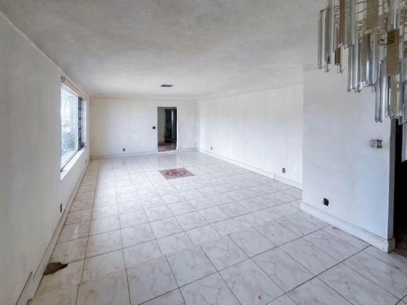 2314 NW 29th Street, Oakland Park FL 33311