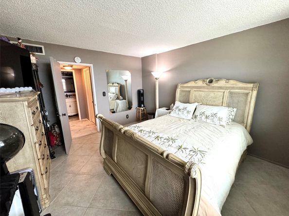 777 S Federal Hwy RPH11, Pompano Beach FL 33062