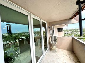 777 S Federal Hwy RPH11, Pompano Beach FL 33062
