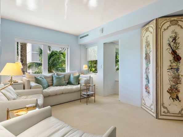 455 Australian Avenue 3d, Palm Beach FL 33480