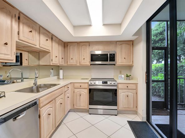 6805 Willow Wood Drive 5014, Boca Raton FL 33434
