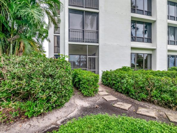 6805 Willow Wood Drive 5014, Boca Raton FL 33434