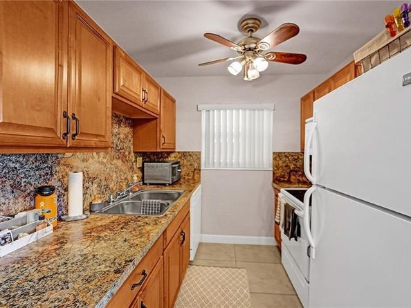 2131 NE 40th Ct., Lighthouse Point FL 33064