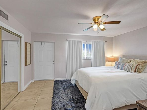 2131 NE 40th Ct., Lighthouse Point FL 33064