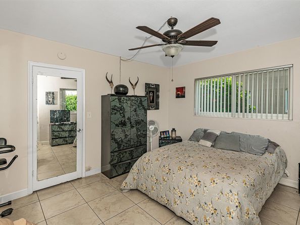 2131 NE 40th Ct., Lighthouse Point FL 33064