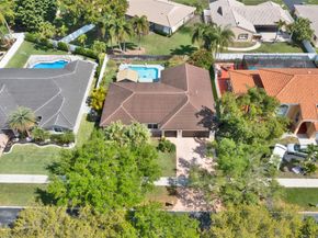 5210 Hawkes Bluff Ave, Davie FL 33331