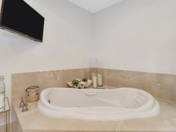 2640 Lake Shore Drive 1508, Riviera Beach FL 33404