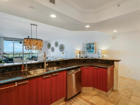 2640 Lake Shore Drive 1508, Riviera Beach FL 33404