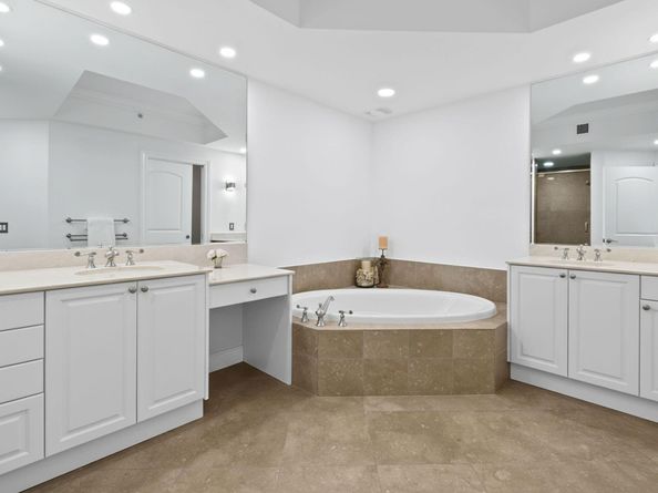 4600 N Ocean Drive 902, Singer Island FL 33404