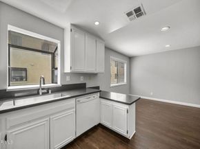 21205 Lassen Street 4, Chatsworth CA 91311