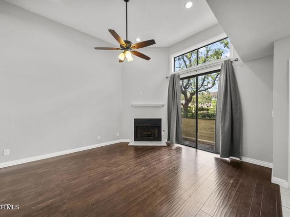 21205 Lassen Street 4, Chatsworth CA 91311