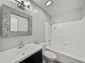 21205 Lassen Street 4, Chatsworth CA 91311