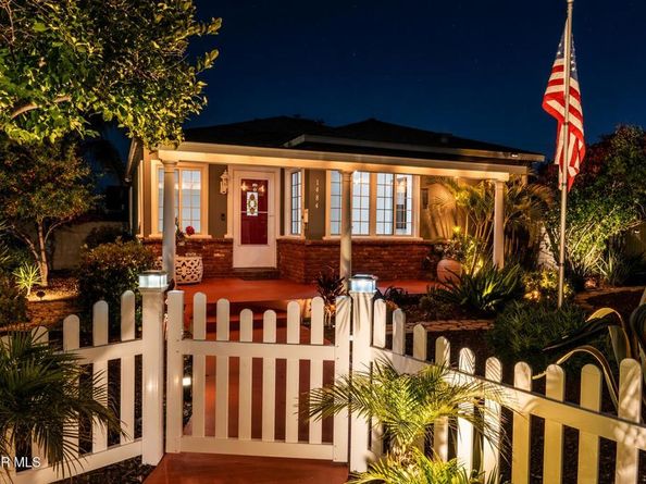 1484 N Rose Street, Burbank CA 91505