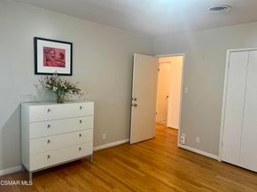 1542 Riverside Drive G, Glendale CA 91201