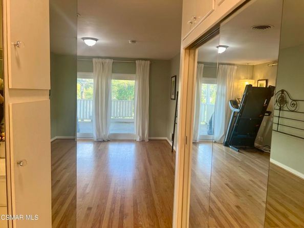 1542 Riverside Drive G, Glendale CA 91201