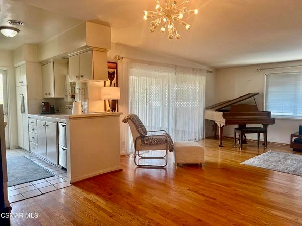 1542 Riverside Drive G, Glendale CA 91201