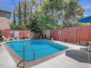 1542 Riverside Drive G, Glendale CA 91201